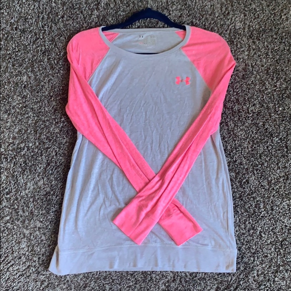 Under Armoir semi fitted long sleeve